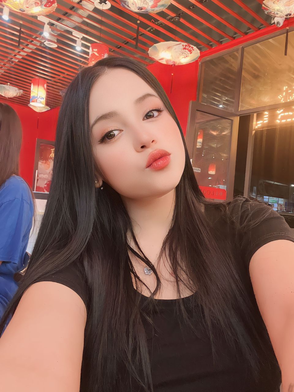 Having dinner!
today chinese food